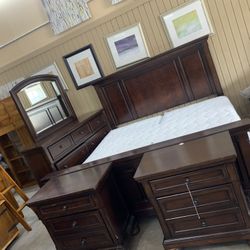 King Bedroom Set 
