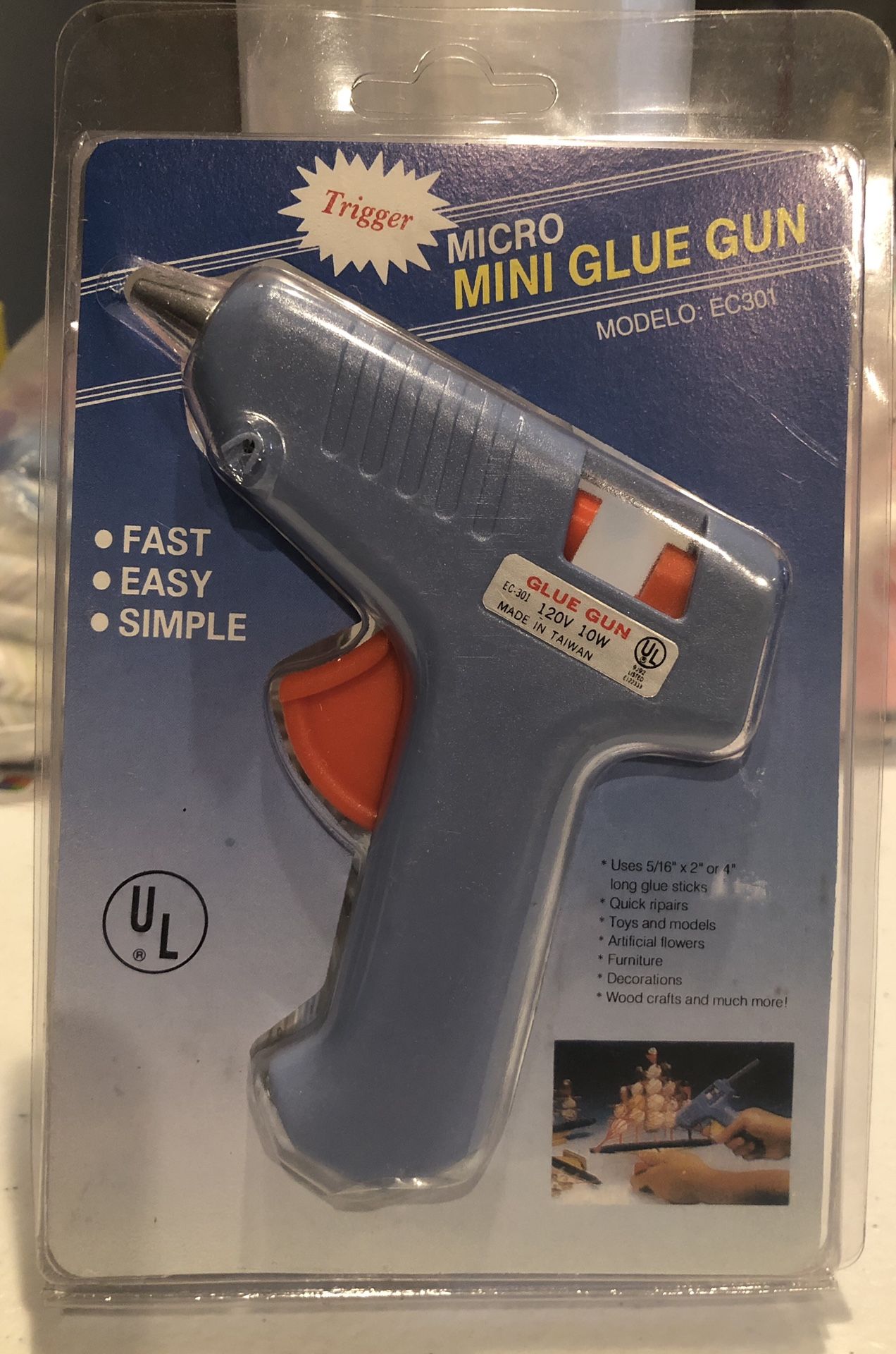 Mini glue gun fast , easy, and simple to use...!!