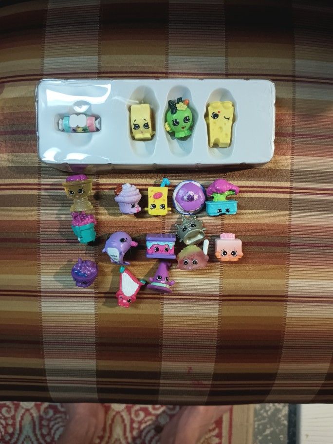 Shopkins Lot Of Toys