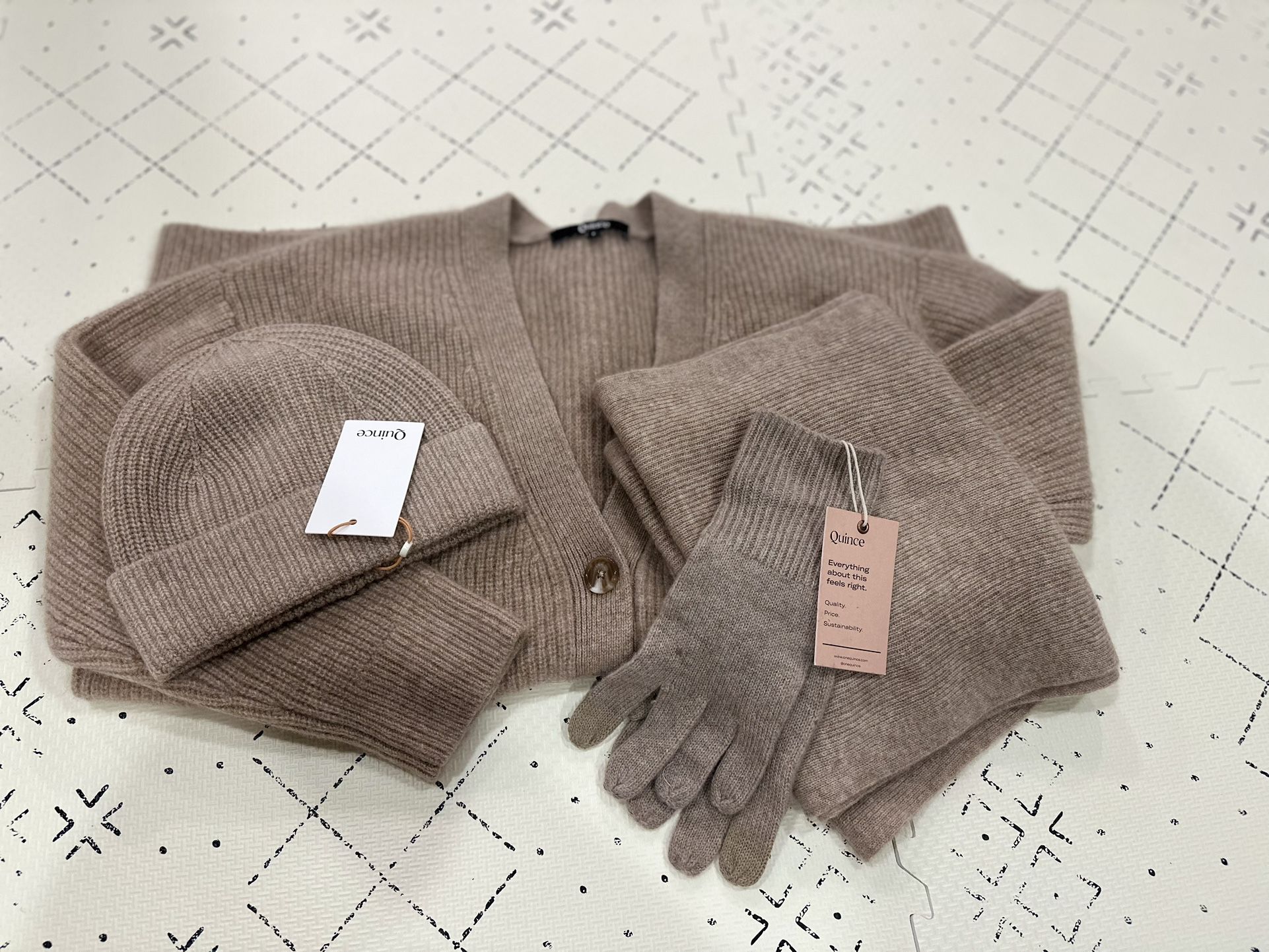 Quince 100% Cashmere Winter Cardigan & Accessories