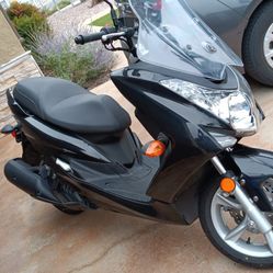 2018 YAMAHA S MAX