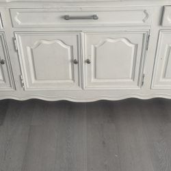 Dresser / Kitchen Serving Table 