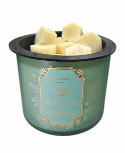 Wax Melts 4oz - Bath and Body Works - Cedar & Suede