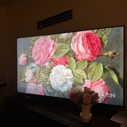 50” Hisense 4K Smart TV (2023) – Works Perfect – Need Gone Tonight