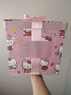 Hello kitty birthday envelope box 🩷