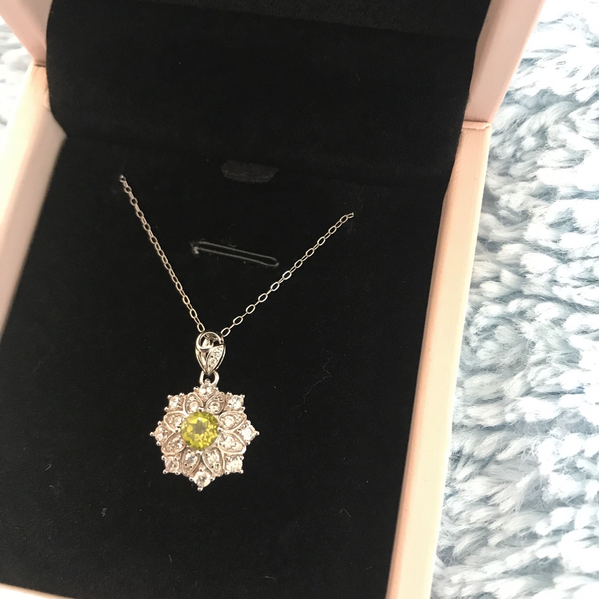 Peridot, Green Genuine Stone, Cz, 18 Inch Sterling Silver Chain,starburst Pendant