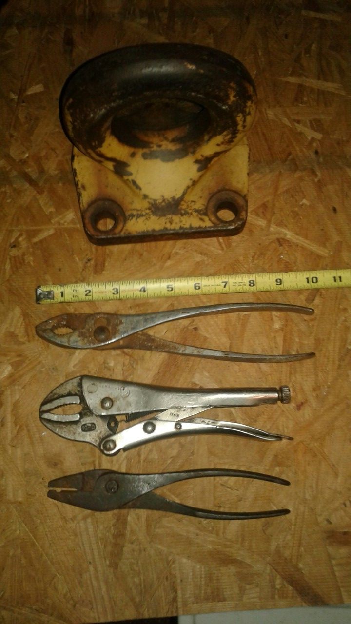 SNAP-ON, MILLERSFALLS AND PROTO PLIERS, BARN FIND.
