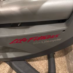 Life Fitness R95 Professional Exercise Cycle