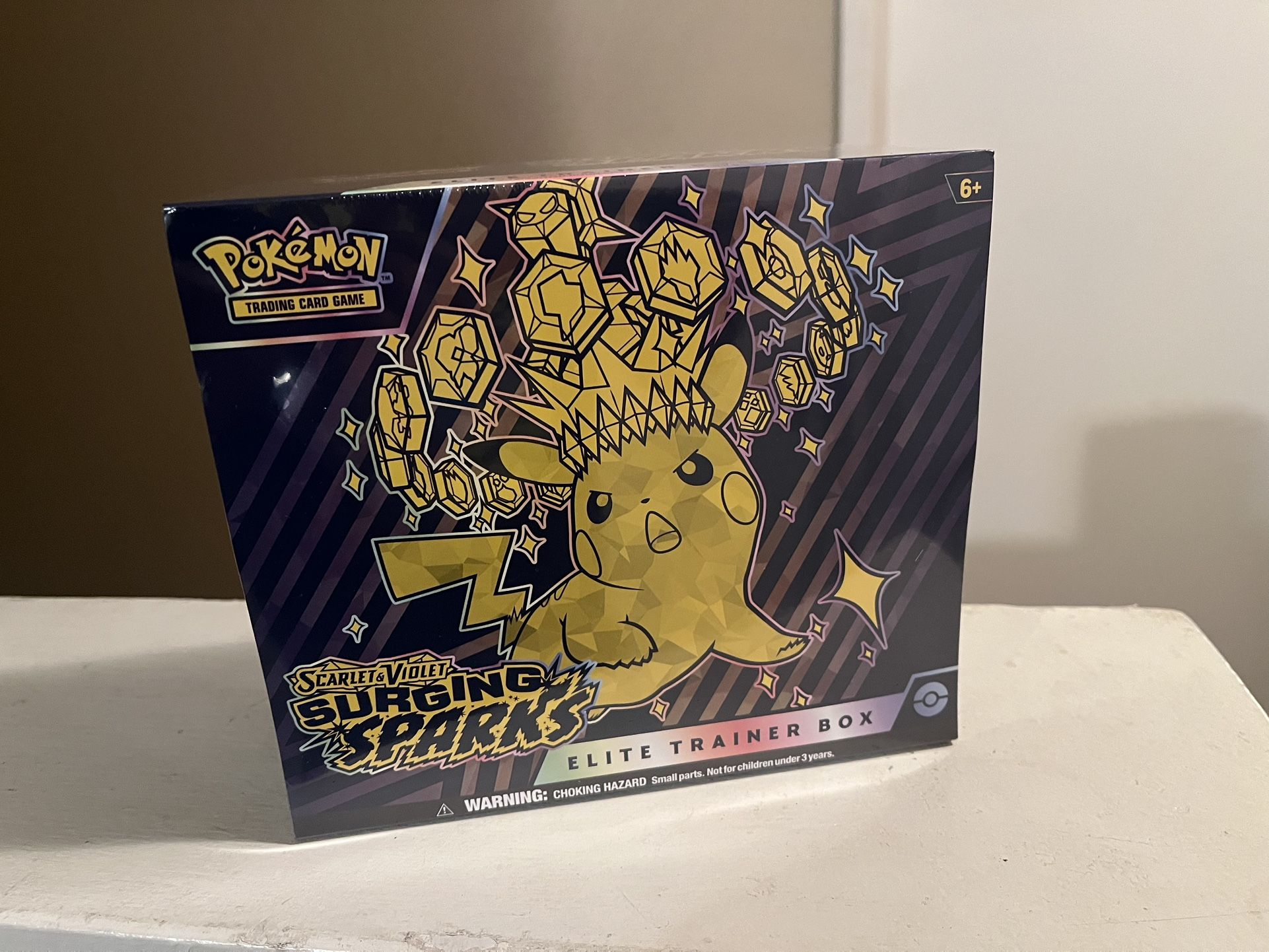 Pokemon Surging Sparks Etb