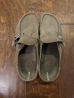 Birkenstock Size 38 (7.5)