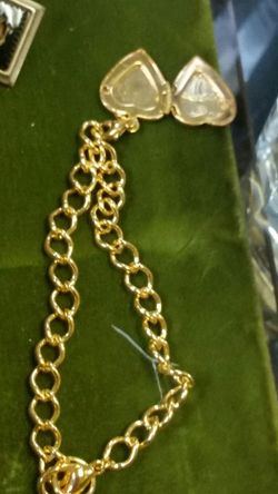 Gold plated bracelet brand new