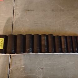 Snapon 1/2" Drive Deep 6 Point Impact 13 PC Socket Set 1/2- 1 1/4" 