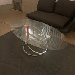 Glass Coffee Table (Modern Design) – Moving Sale