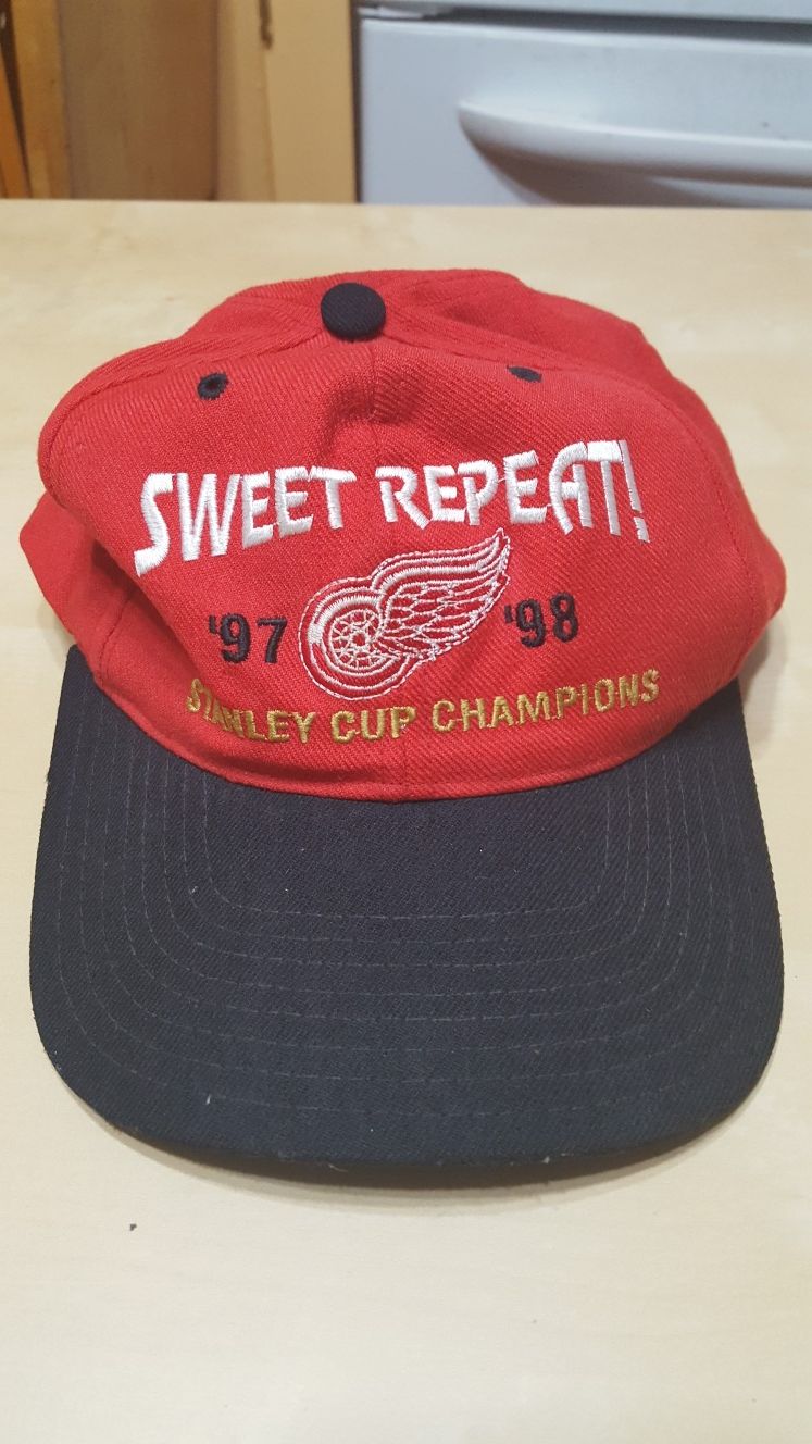 Detroit Red Wings "sweet repeat " 97-98