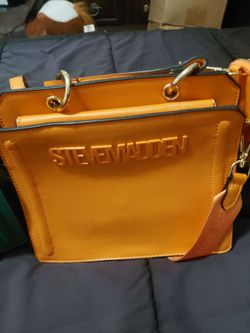 Purse lot