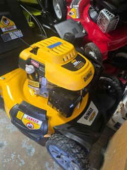 DEWALT GAS 21-IN 190 cc SELF PROPELLED LANW MOWER NEW