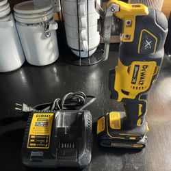 Dewalt DCS355 Multi tool , Battery & Charger
