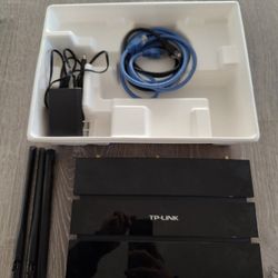 TP Link ARCHER C7 AC1750 router