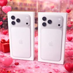 iPhone 17 Pro Max! 256GB Silver Unlocked! Finance It! $10 To $100 Down Payment!