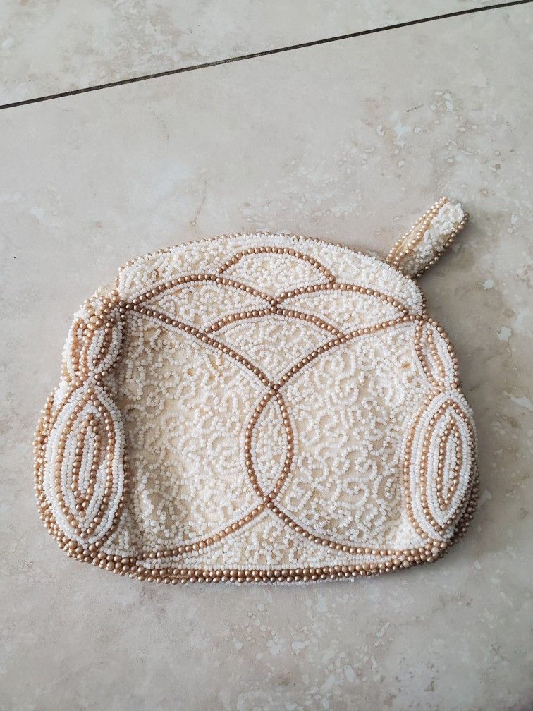 Vintage All Beige Beads Clutch Purse