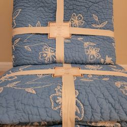 Vintage-Style Handcrafted Embroidered Quilt/Quilts Blanket Bedding+BONUS Soap