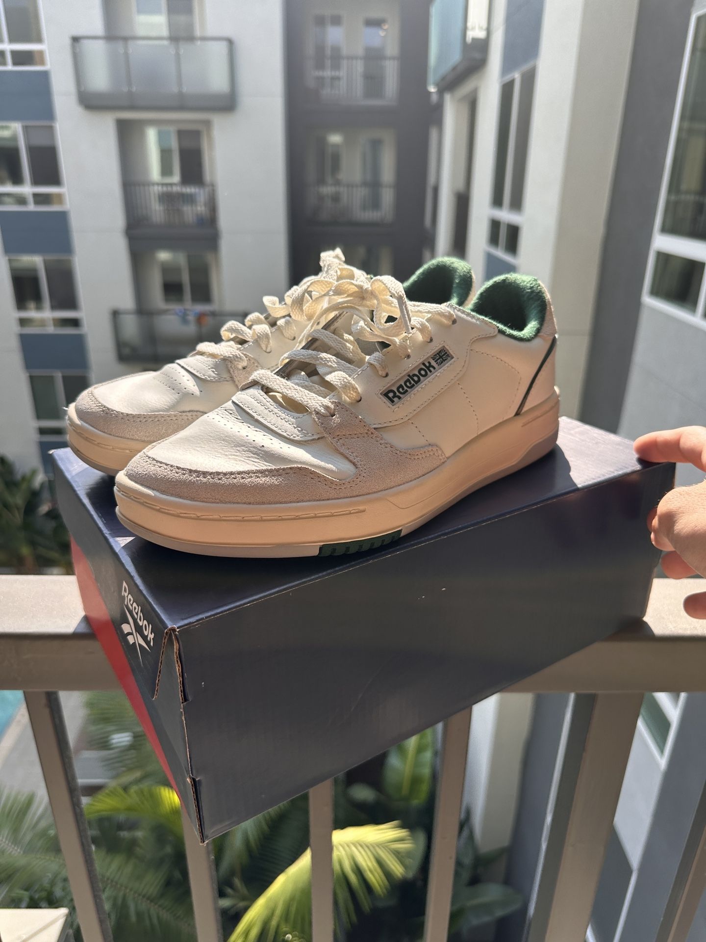 Reebok Phase Court Sneakers Size 10 Gently Used