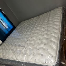 Set King Sizes Mattress And Box Spring 