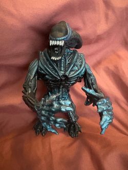 Alien figurine
