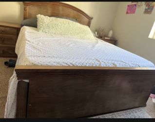 Slightly Used Bedframe