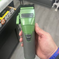 Babyliss Snap FX One Limited Edition Clipper With Extra Battery And 2 Battery Charger