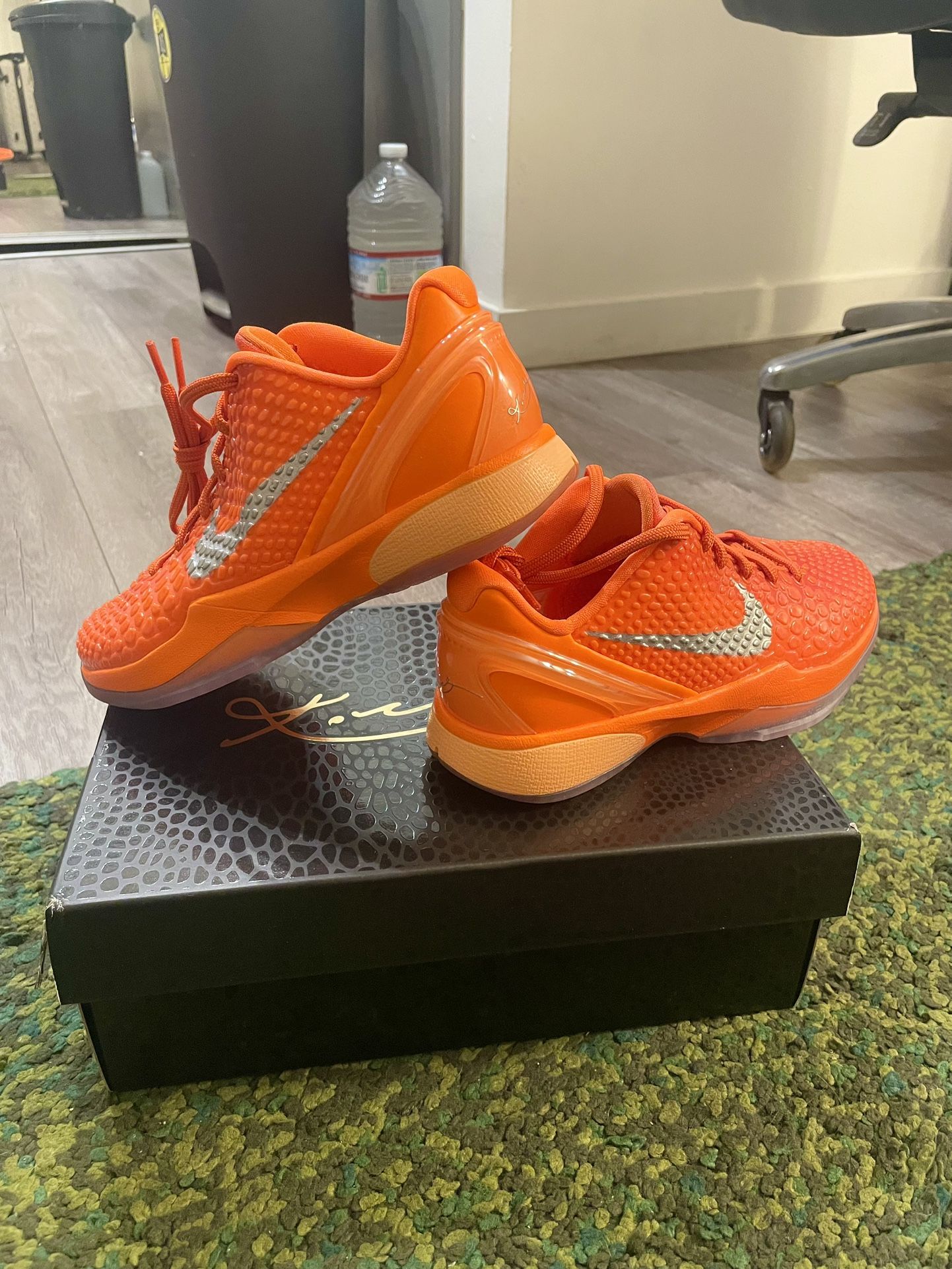 Nike Kobe 6 Total Orange Gs Sz 4.5Y Mamba 4.5