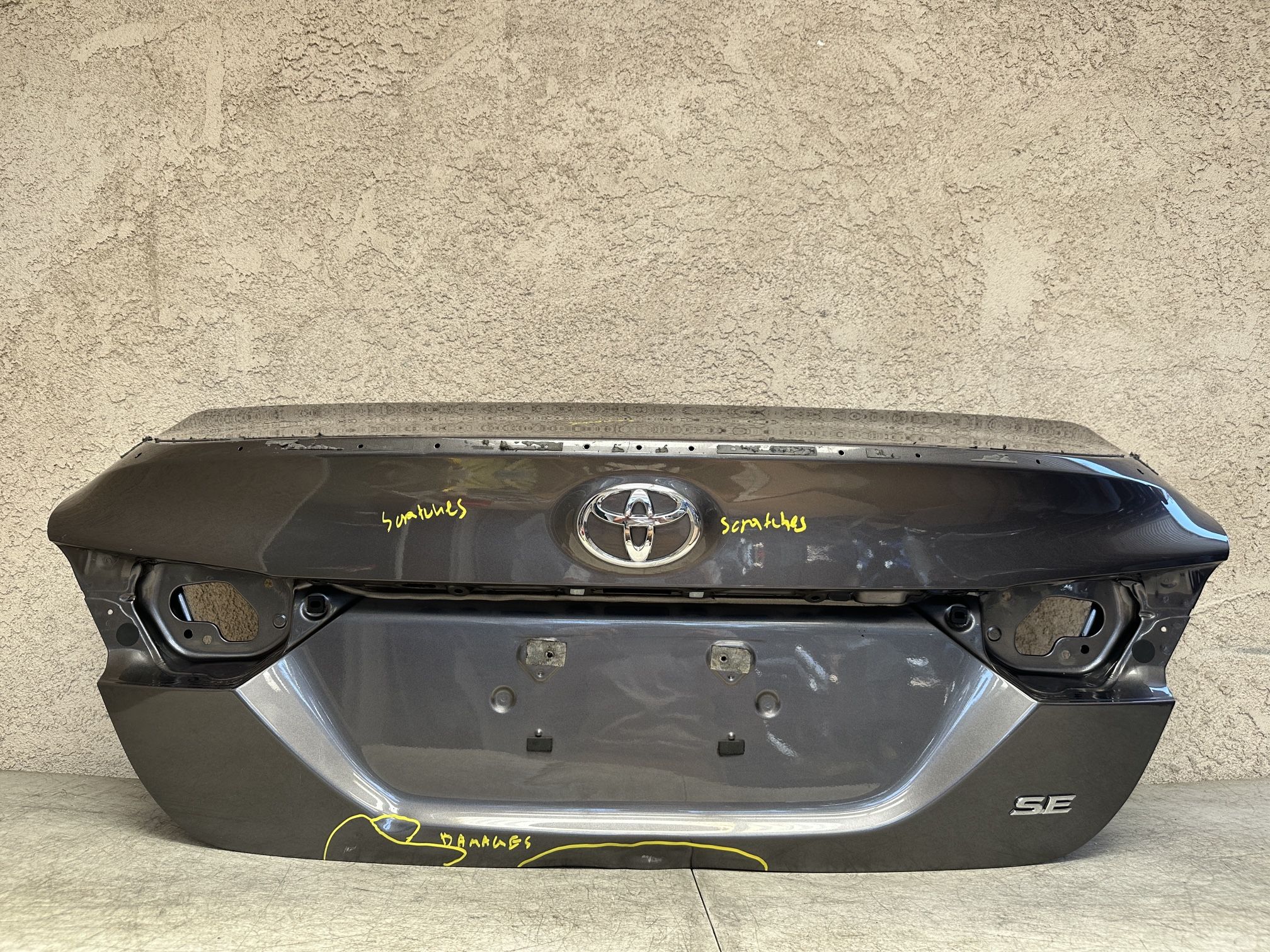 2018 2019 2020 2021 2022 2023 2024 TOYOTA CAMRY TRUNK LID SHELL COVER PANEL OEM