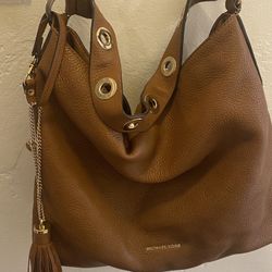 Women's Michael kors letter medium handbag light brown