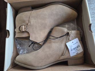 Women's Boots