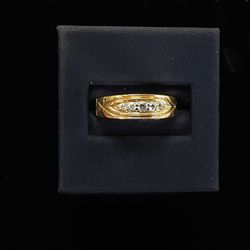 Ring - Wedding Band - Yellow Gold 14k (.585) 3 grams Size 8