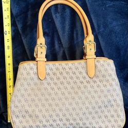 Dooney & Bourke Handbag