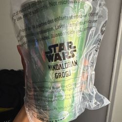 The Mandalorian & Grogu Green Collectible Cup 2026 Burger King Star Wars Sealed