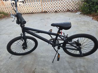 Mongoose 20" bmx bicycle
