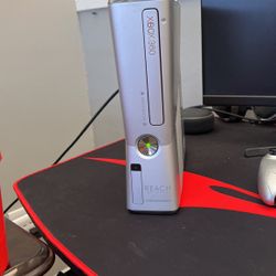 Barely Used Cleaned Limted Edition Xbox 360 Halo Reach Edition