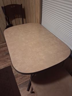 Kitchen table