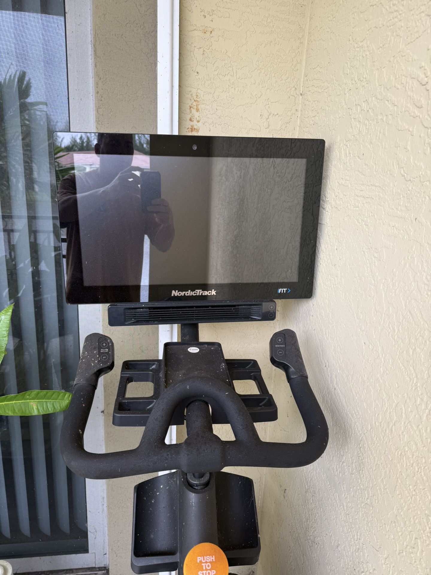 Comercial S221 Studio Cycle