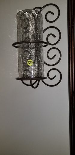 Wall candle holder