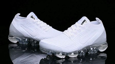 Men Nike flynit message me your size
