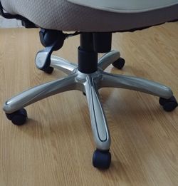 Serta smart layers verona online manager chair
