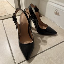 Vintage Styled Pointed Heels