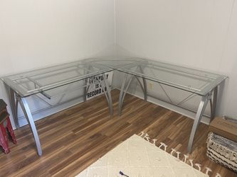 Realspace vista on sale glass desk