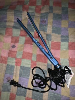 Nano titanium flat iron
