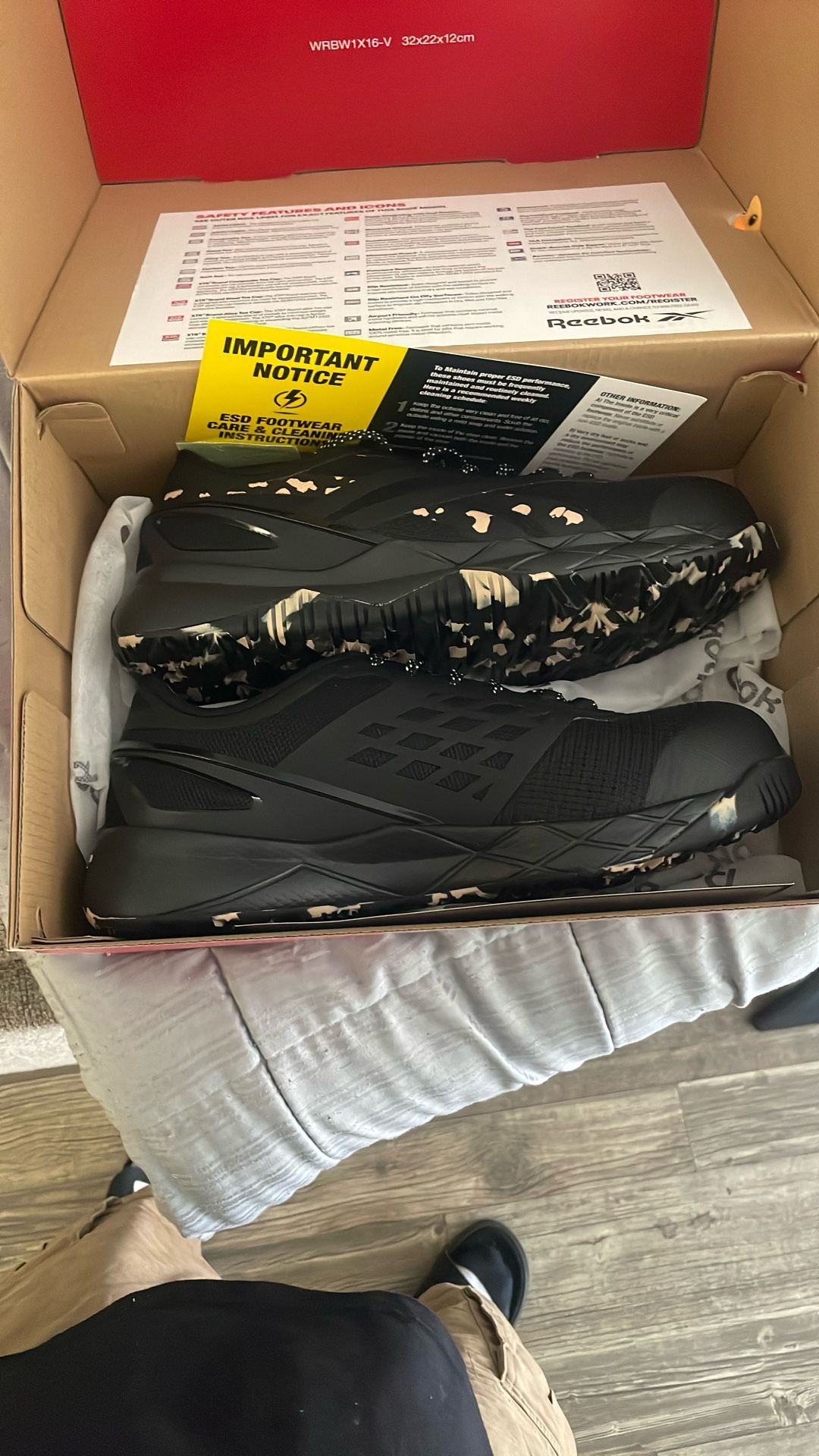 Brand Nee Reebok Work Shoes