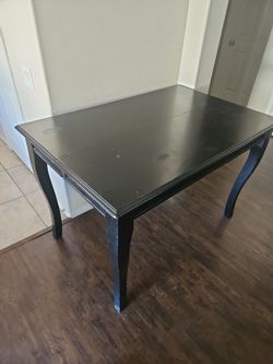 Black kitchen table (wood)