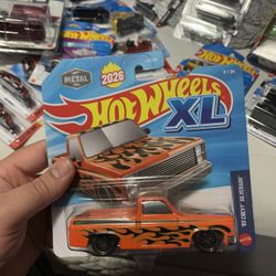 Hot Wheel XL Chevy Silverado